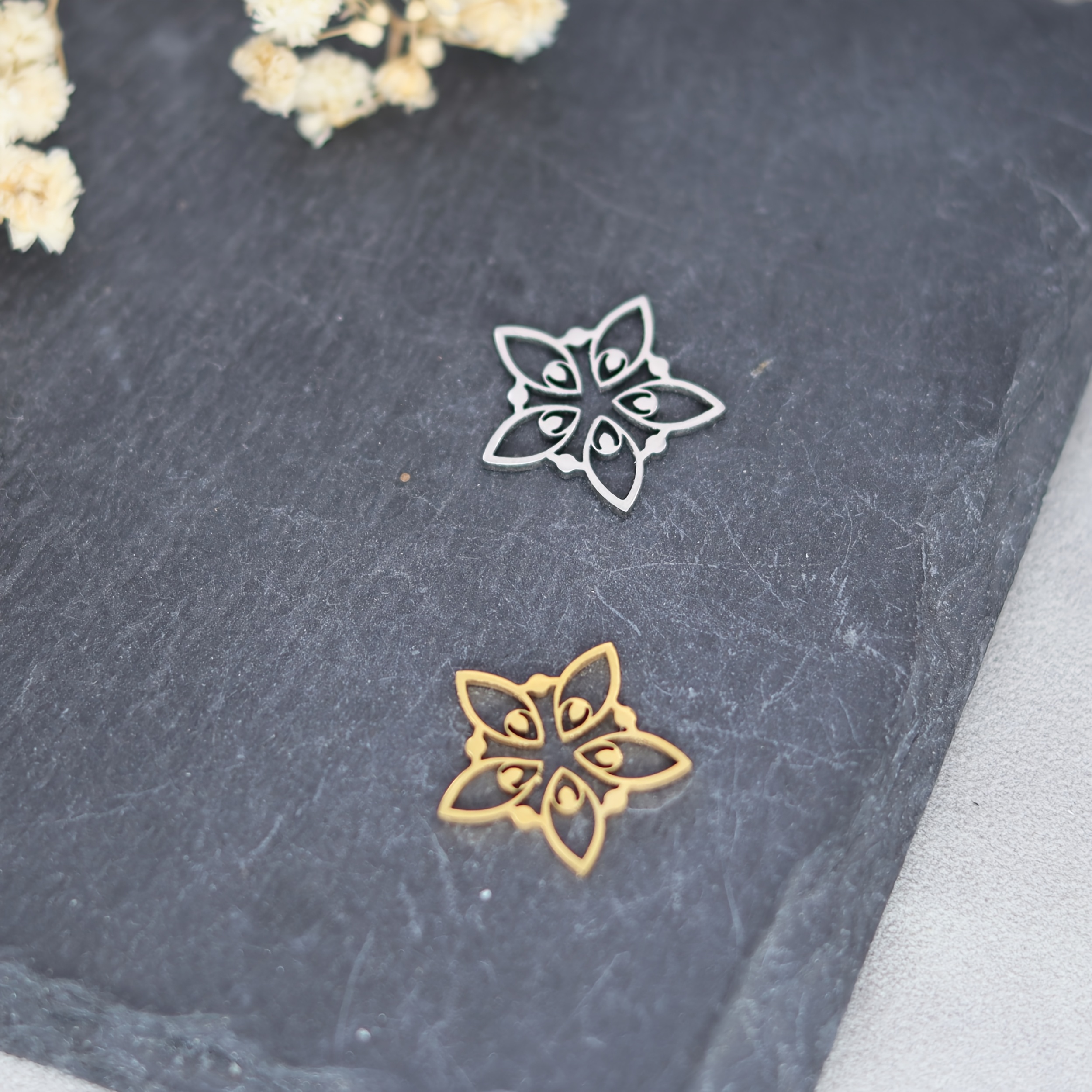 3pcs Stainless Steel Hollow Flower Minimalist Pendant Charms